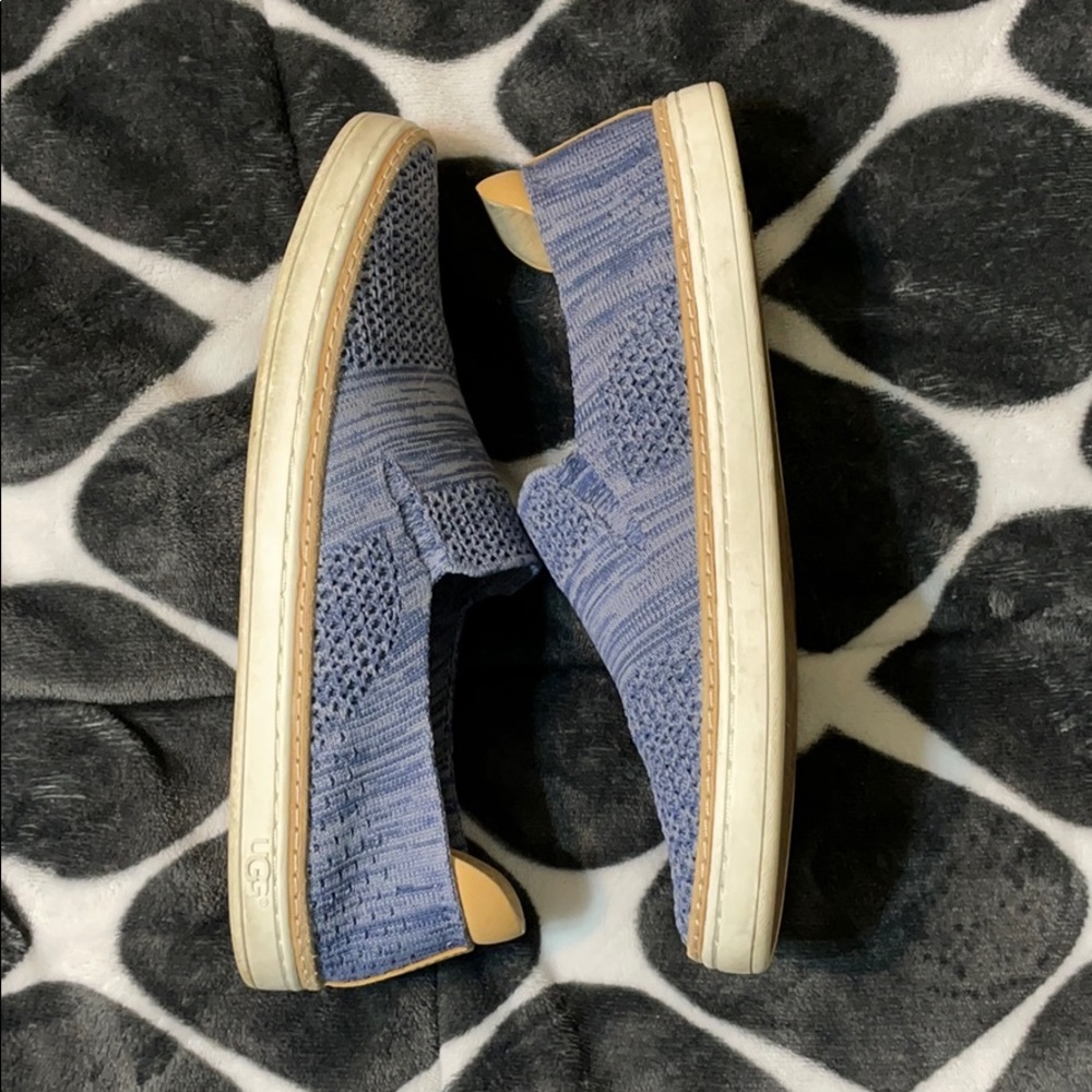 Gently used Ugg Tennis Shoe